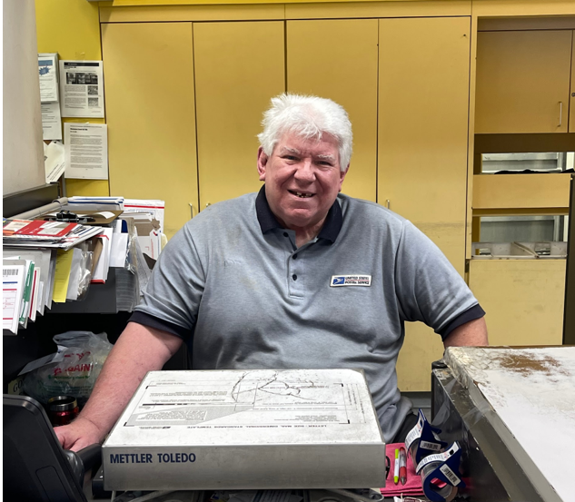 Paul Dilena, a longtime fixture at Arlington's Oakwood Lane Post Office and a source of positivity for Arlington residents, retired Nov. 24.